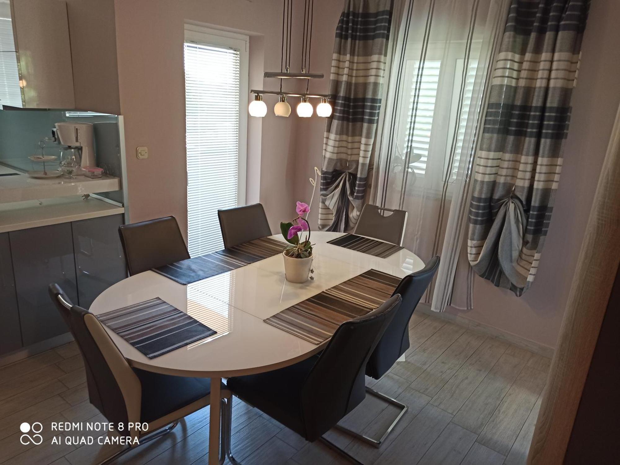 Apartments Roncevic ซาดาร์ ภายนอก รูปภาพ