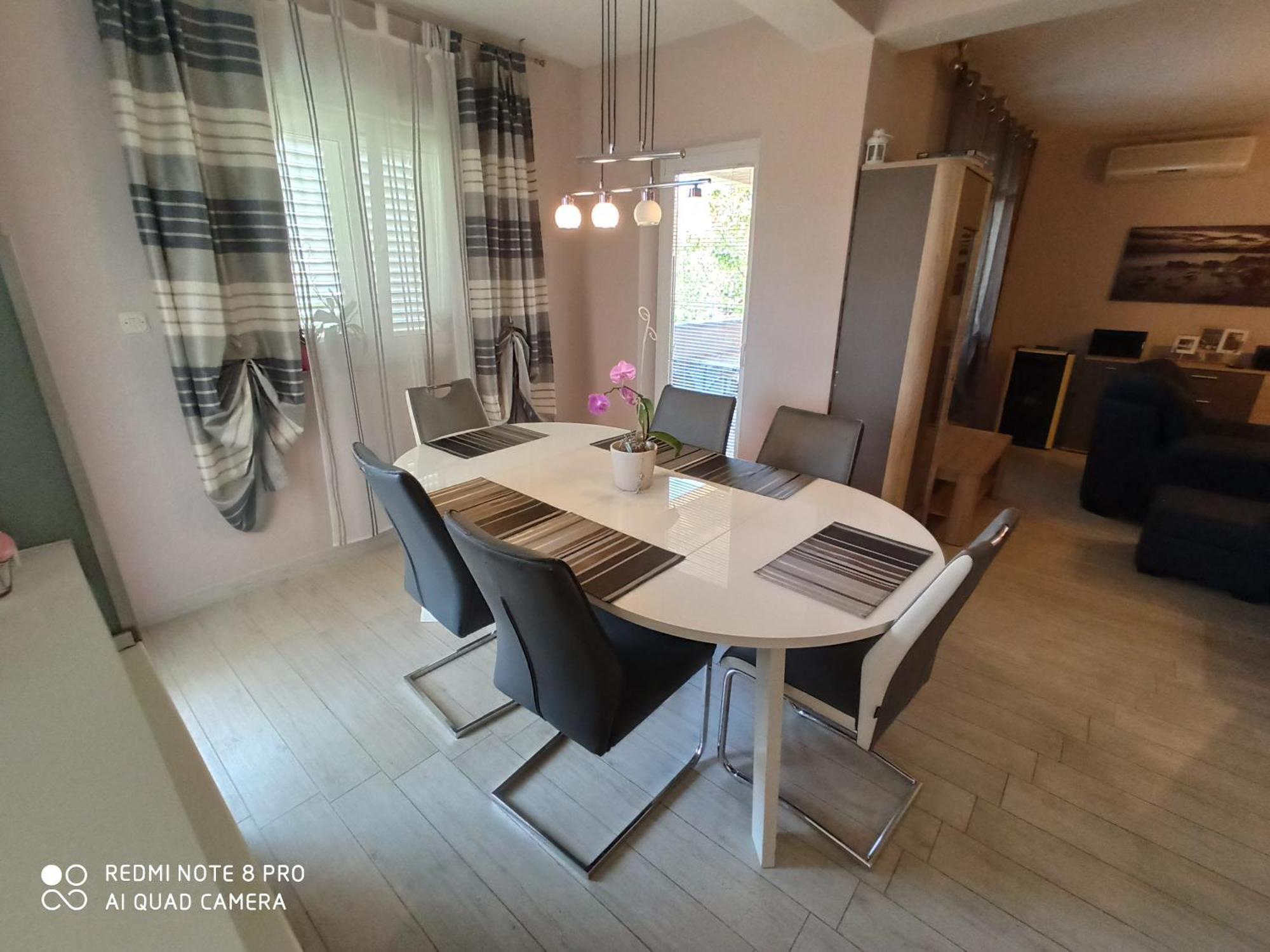 Apartments Roncevic ซาดาร์ ภายนอก รูปภาพ