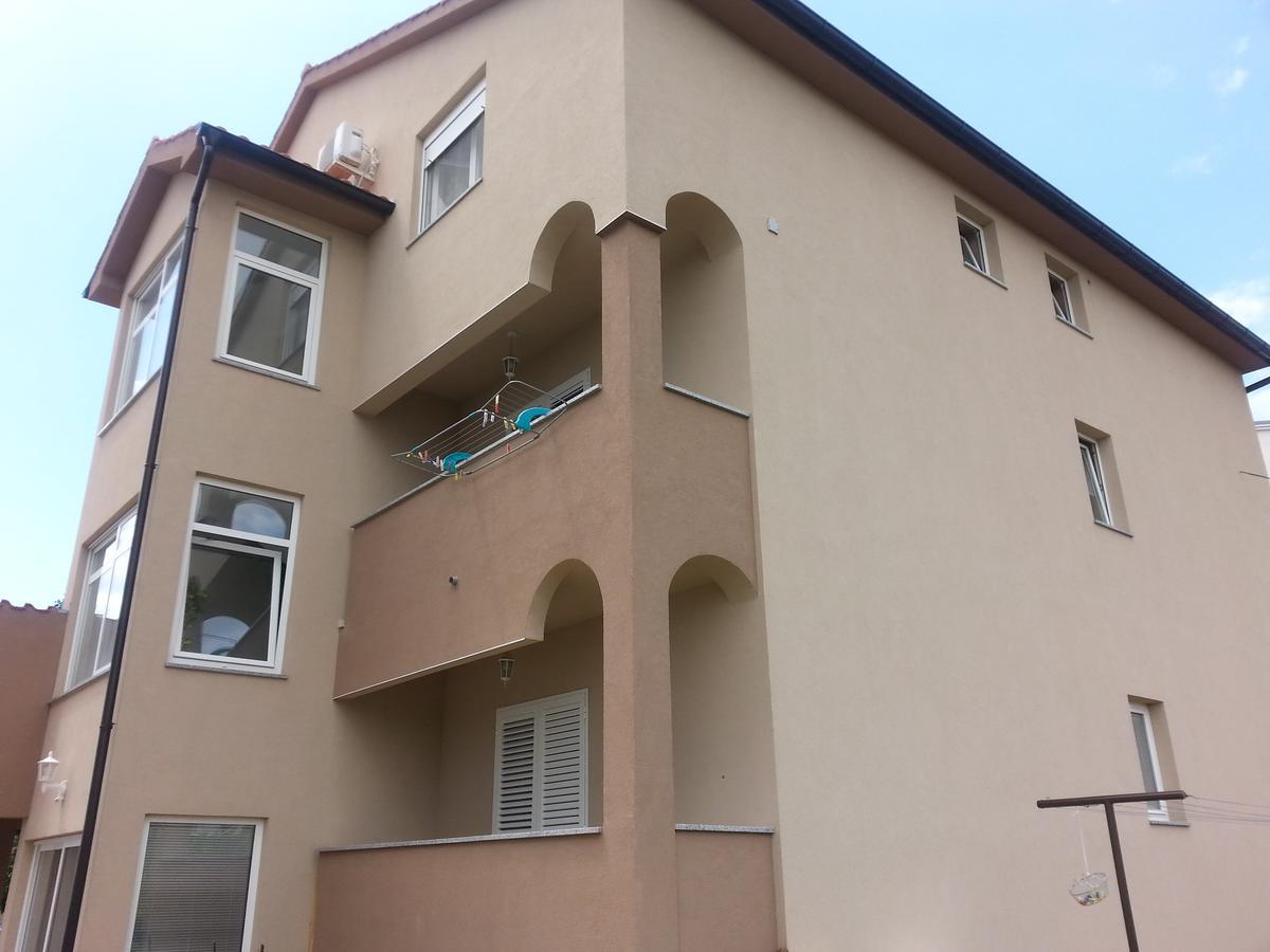 Apartments Roncevic ซาดาร์ ภายนอก รูปภาพ